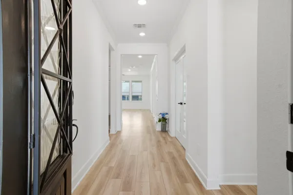 $469,900 | 9727 Rockwell Drive, Willis, TX 77318