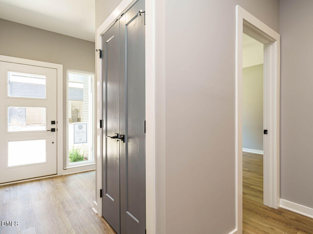 1525 Urban Trace Lane Raleigh, NC 27608 - Photo 22 of 33 a view of an empty room