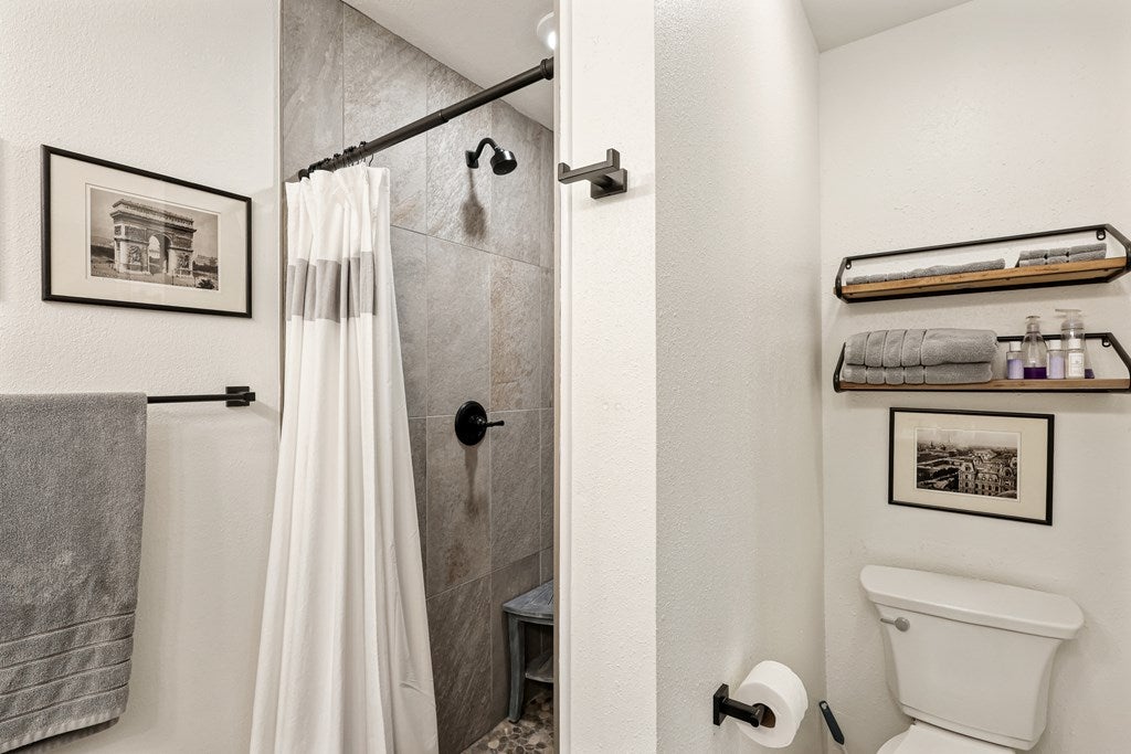 461 East Cavalry Road Fort Davis, TX 79734 - Photo 11 of 33 Gallery Image 11