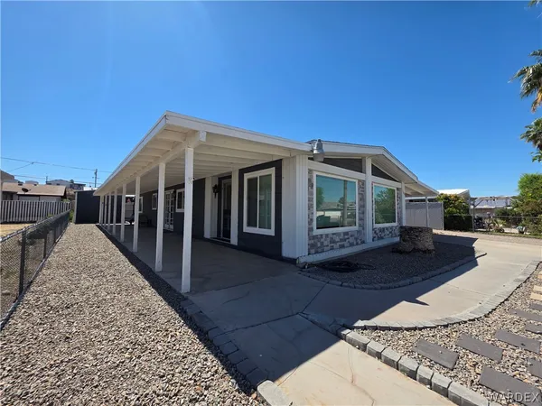 $1,500 | 1204 Church Street, Bullhead City, AZ 86442
