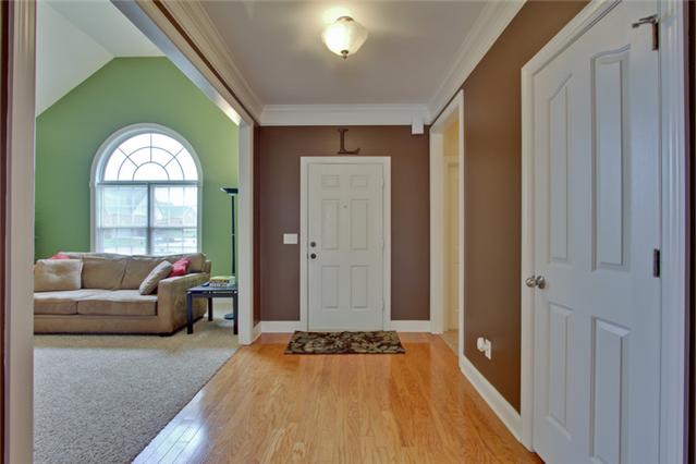 820 Renaissance Avenue Murfreesboro, TN 37129 - Photo 4 of 19 Nothing says "welcome" better than an open foyer; especially one with gleaming hardwood flooring.