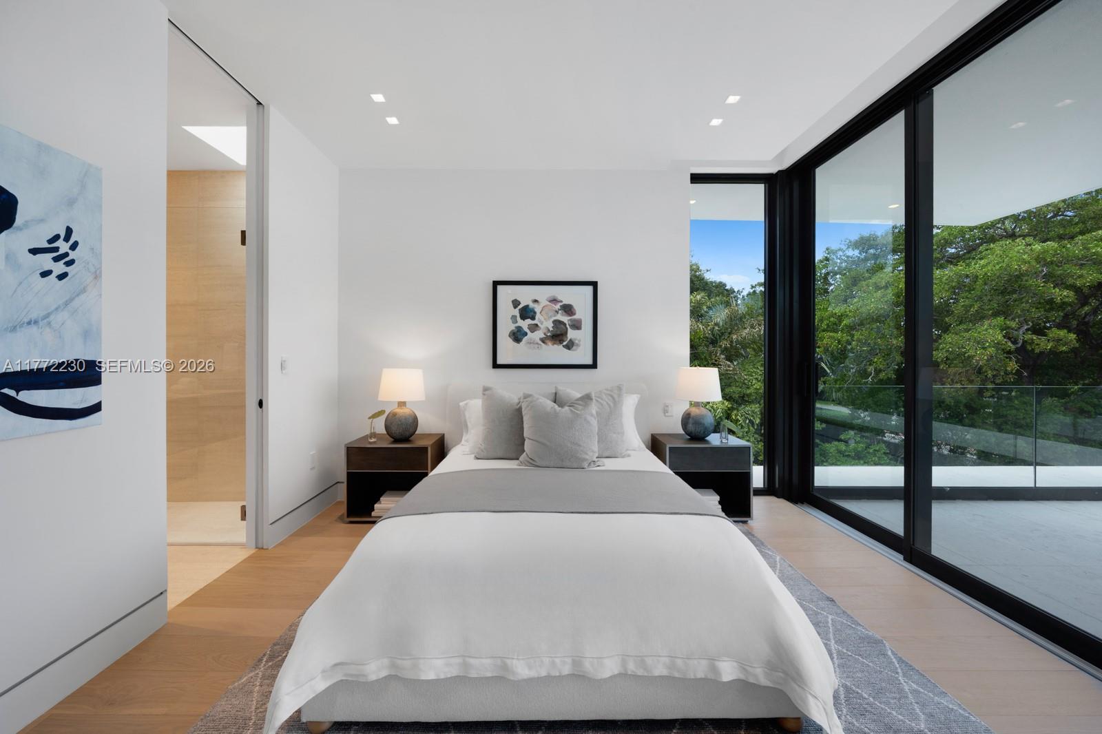 5515 Pine Tree Drive Miami Beach, FL 33140 - Photo 45 of 52