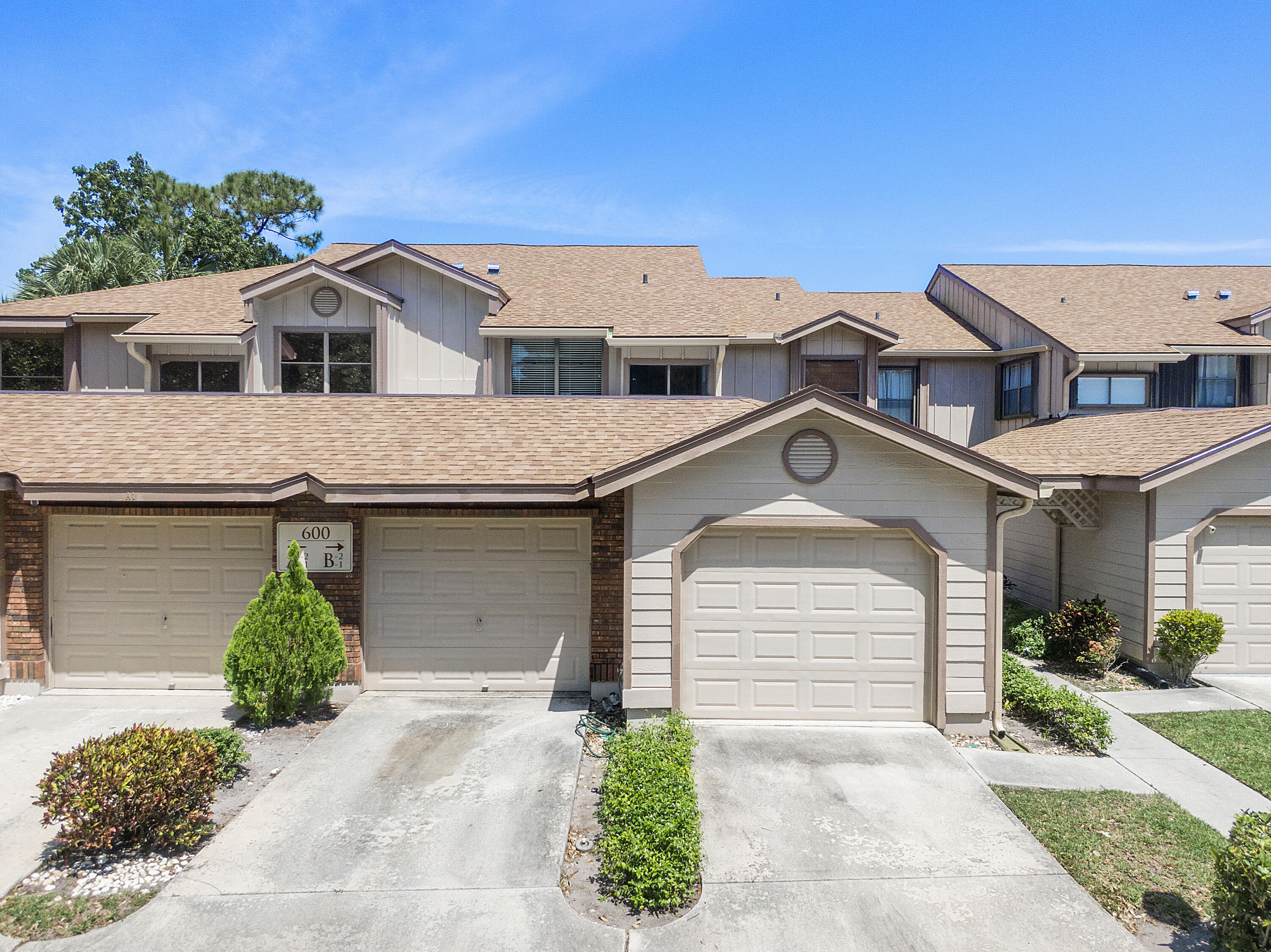 600 Crosswinds Drive, Unit B2 Greenacres, FL 33413 - Photo 2 of 64 600 Crosswinds Dr B2_002