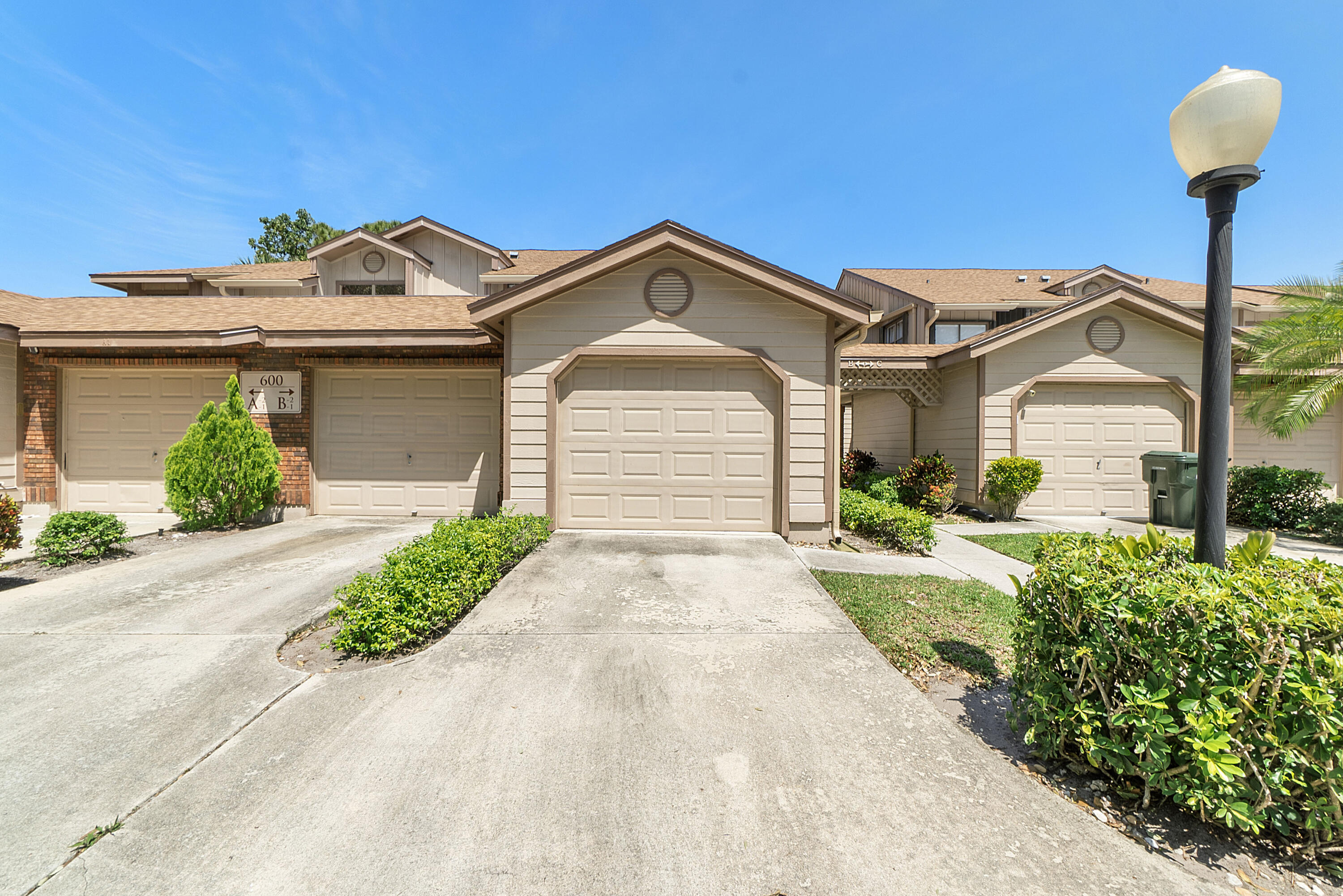 600 Crosswinds Drive, Unit B2 Greenacres, FL 33413 - Photo 23 of 64 600 Crosswinds Dr B2_023