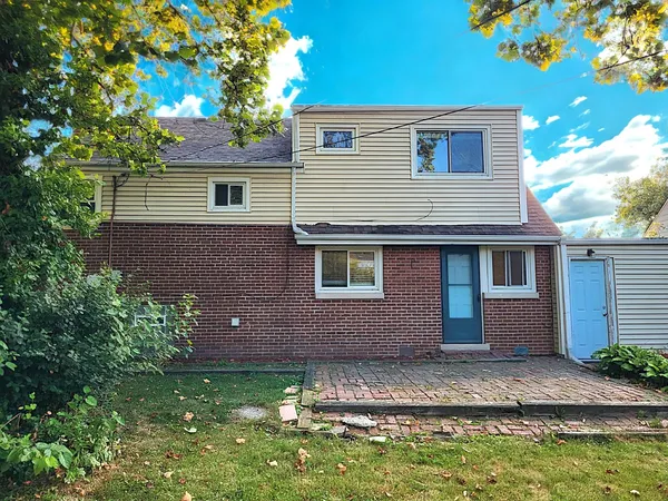 $227,000 | 18509 Stedhall Road, Homewood, IL 60430