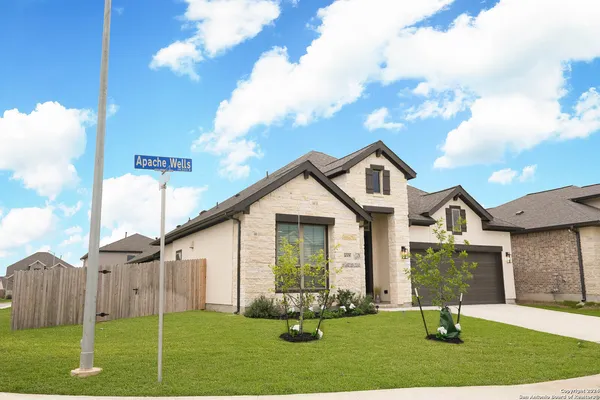 $3,000 | 14308 Apache Wells, San Antonio, TX 78254