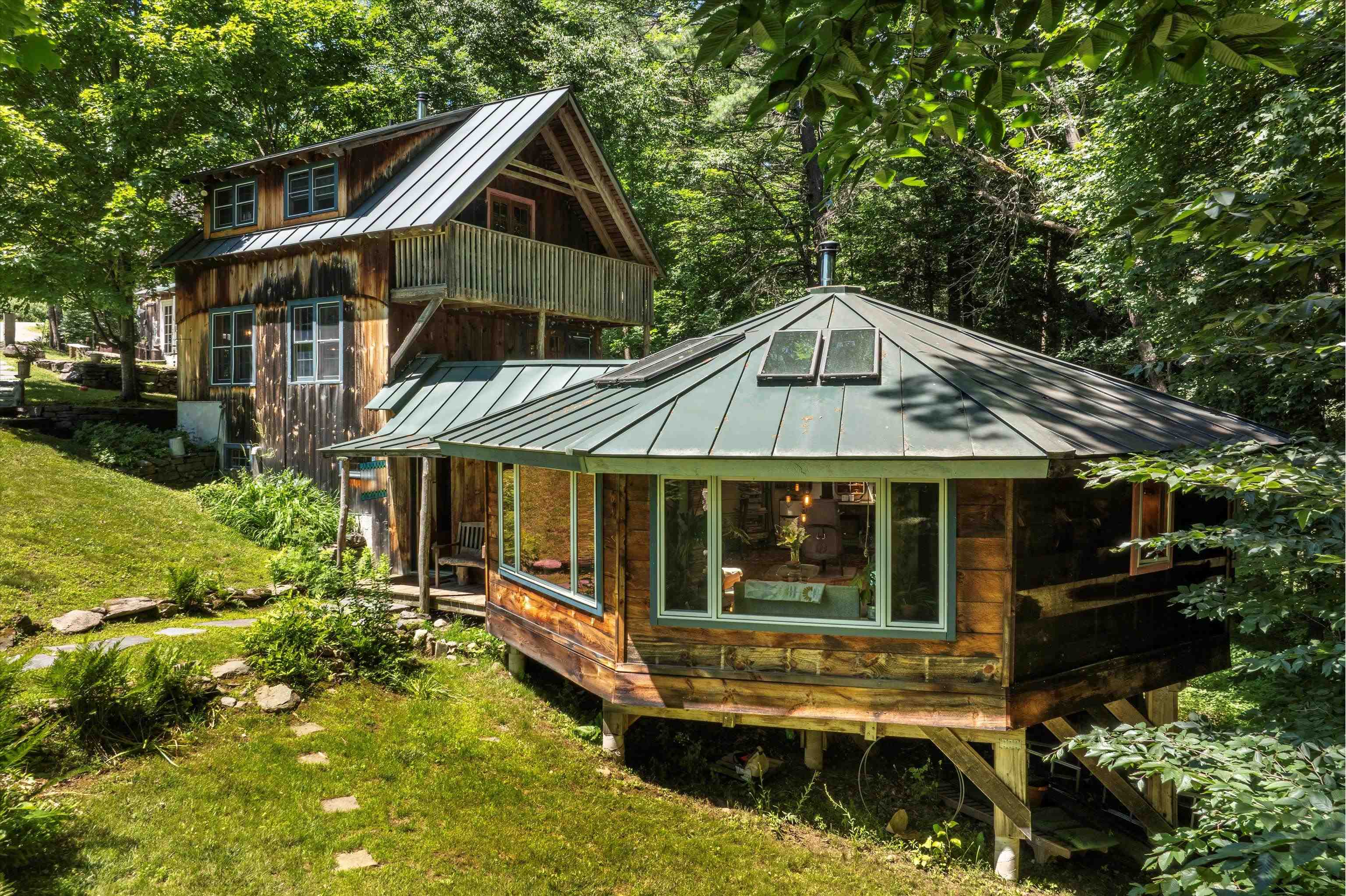659 West Hill Road Putney, VT 05346 - Photo 2 of 40