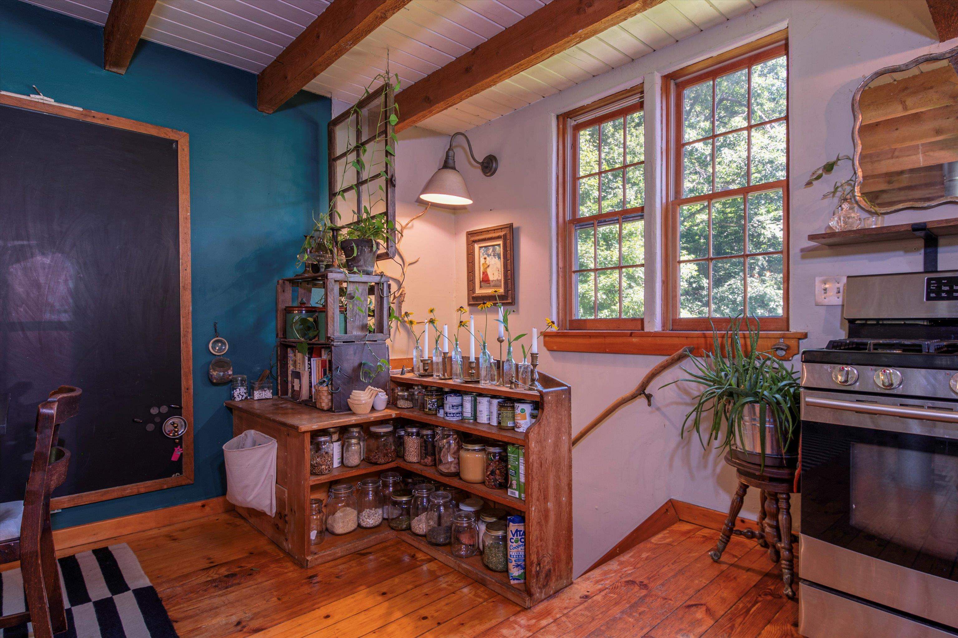 659 West Hill Road Putney, VT 05346 - Photo 10 of 40