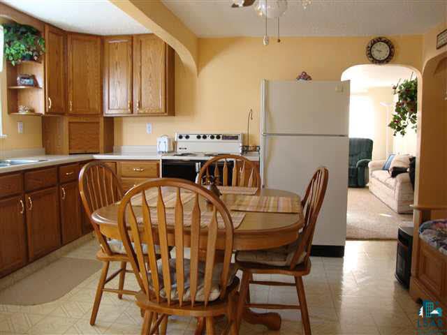 3935 East County Rd B Superior, WI 54880 - Photo 3 of 9