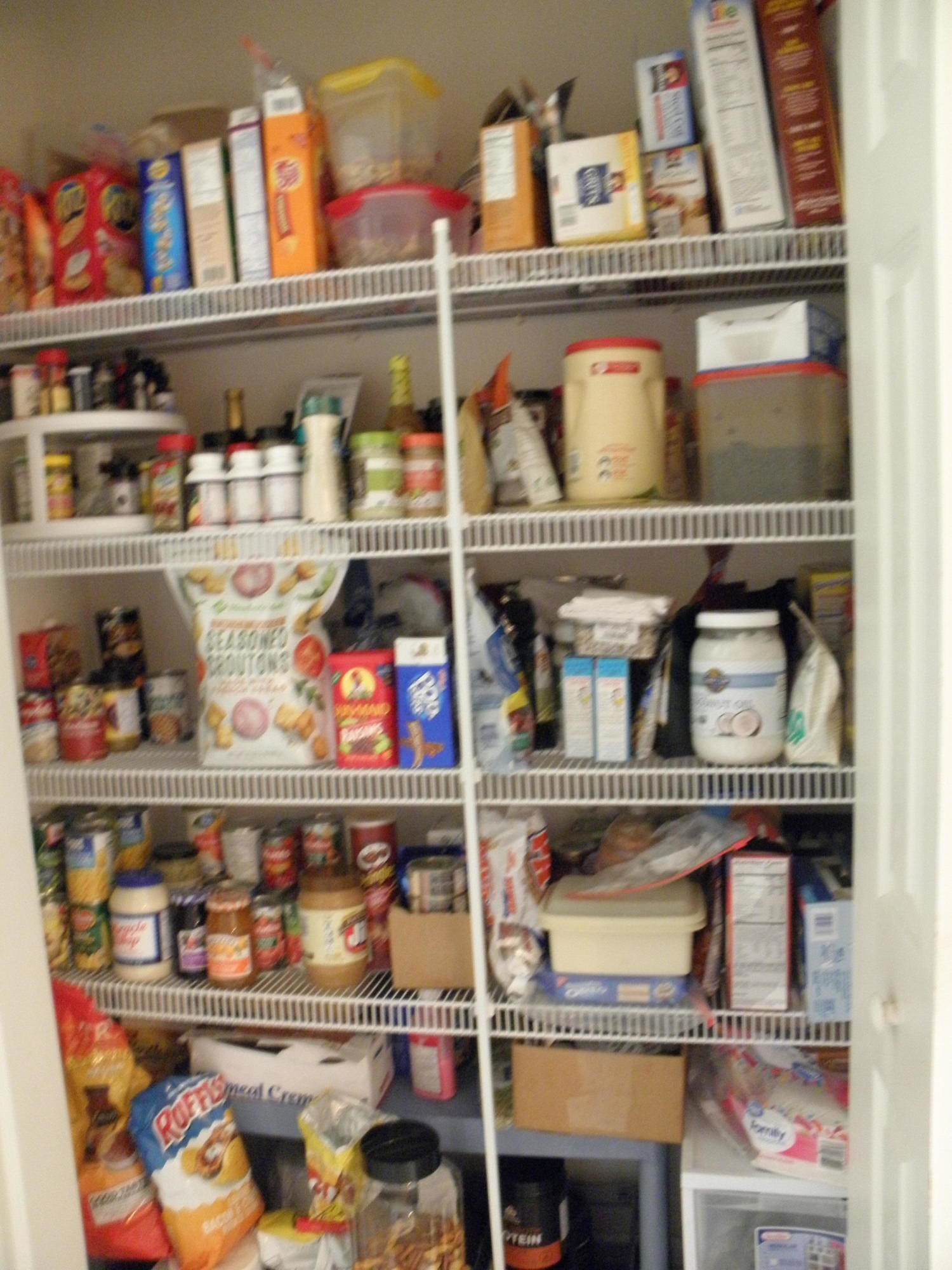 6830 Albert Road Roanoke, VA 24019 - Photo 11 of 27 Large pantry.