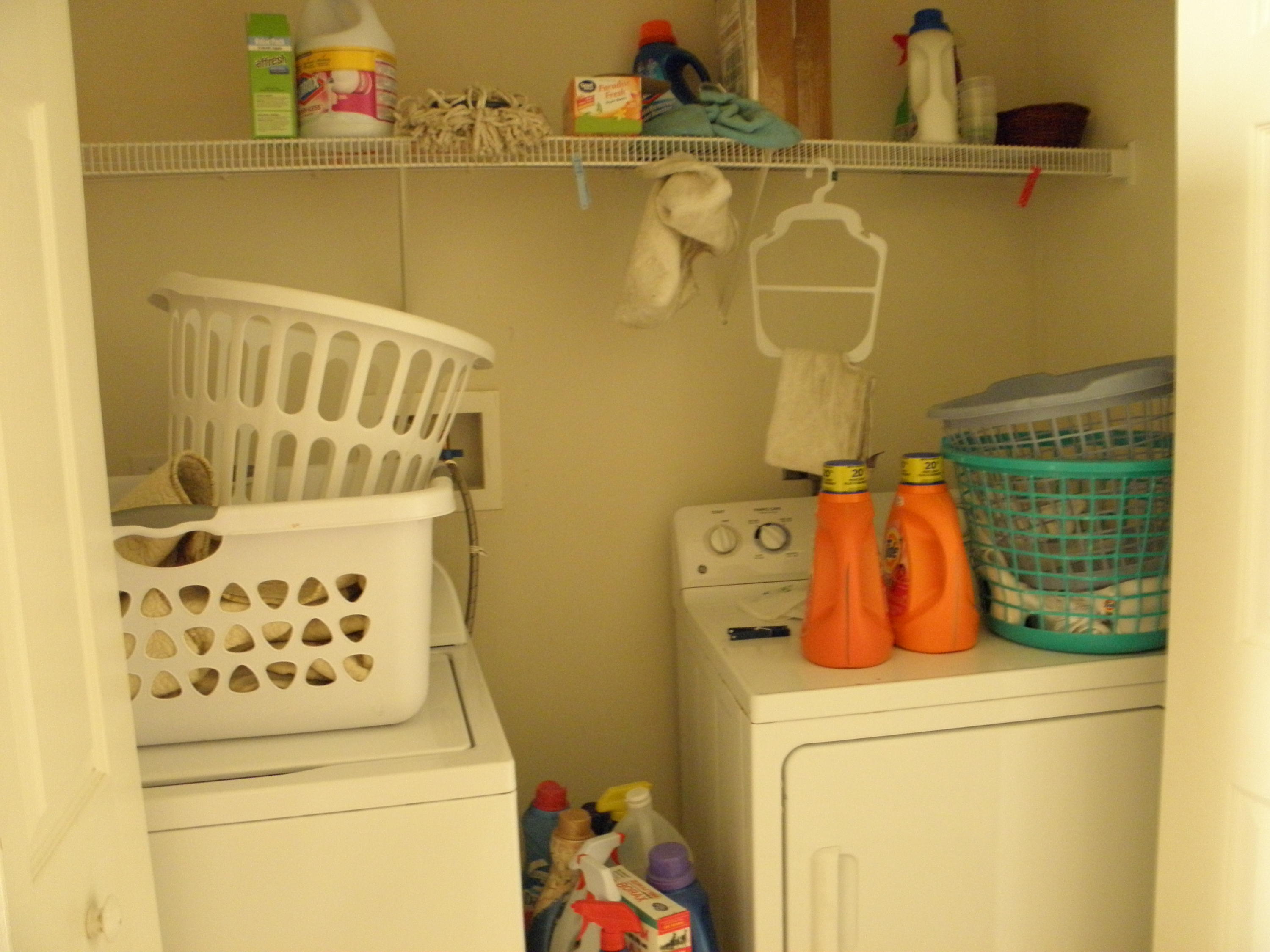 6830 Albert Road Roanoke, VA 24019 - Photo 12 of 27 Laundry area.