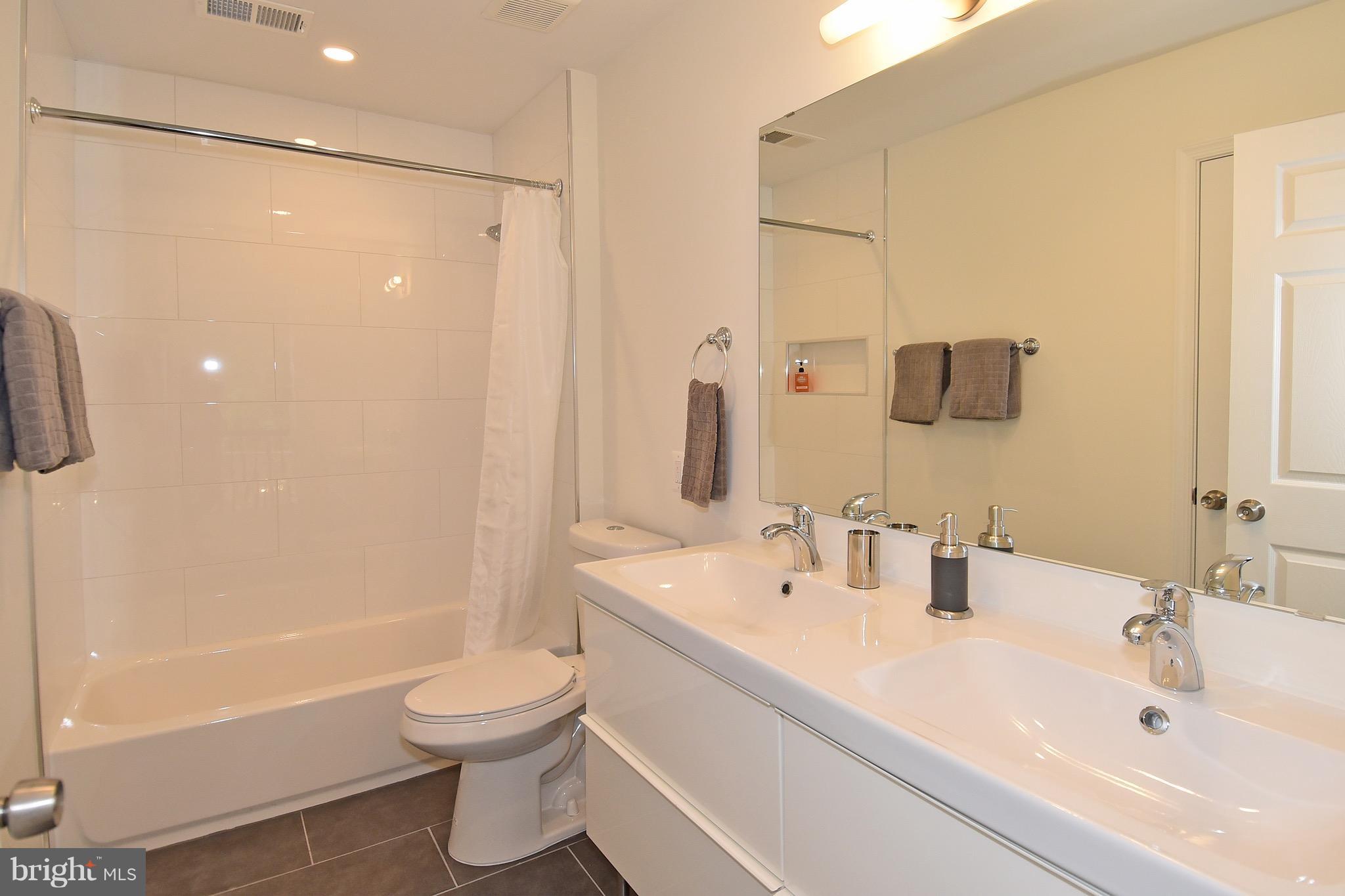 1520 Shellford Lane Accokeek, MD 20607 - Photo 25 of 30 Hallway bathroom 2nd level