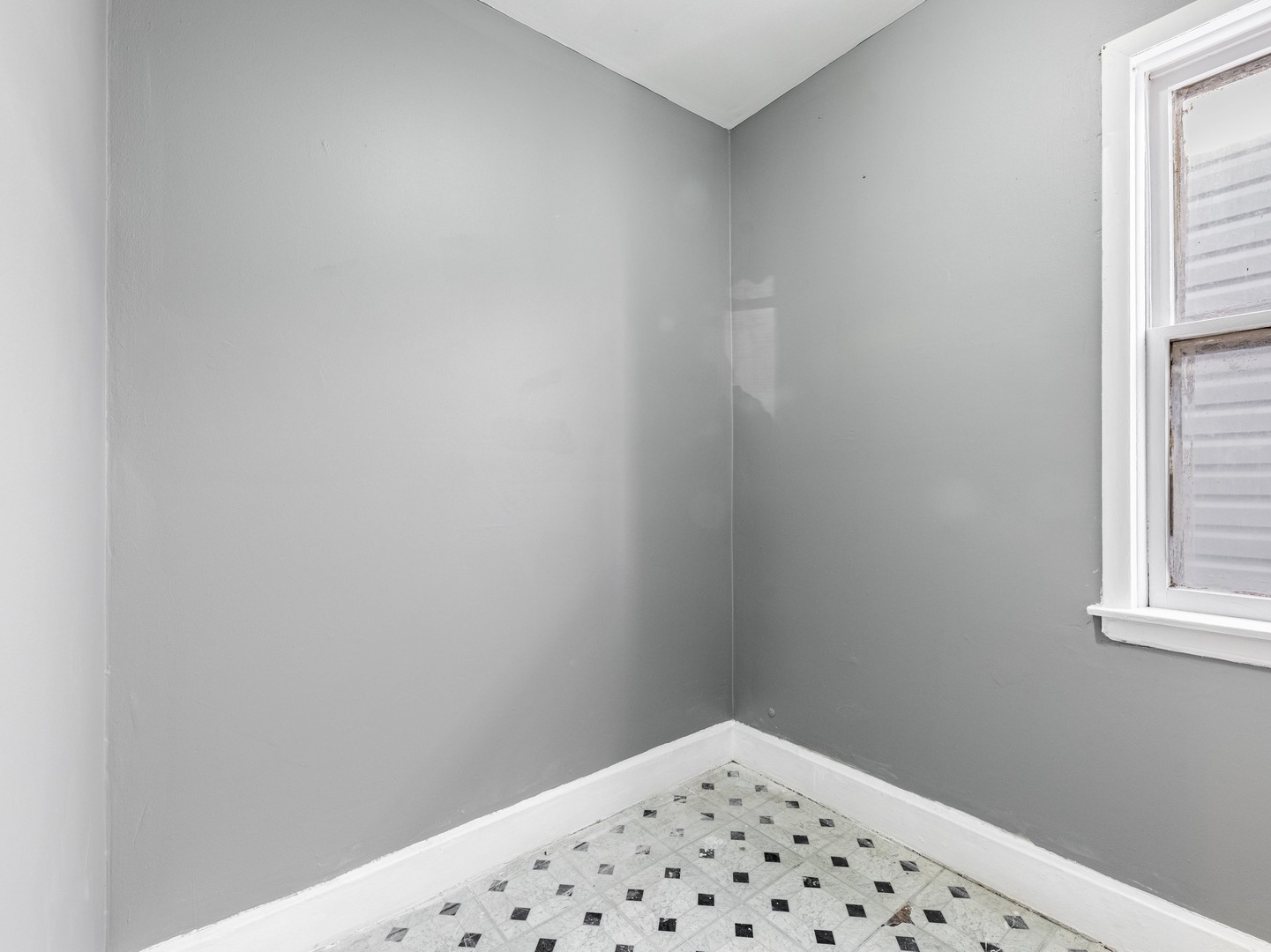 4722 South Ada Street Chicago, IL 60609 - Photo 12 of 14 a view of a hallway