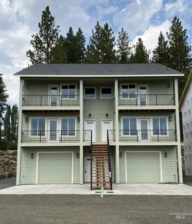 $330,000 | 102 Highline Lane, Potlatch, ID 83855