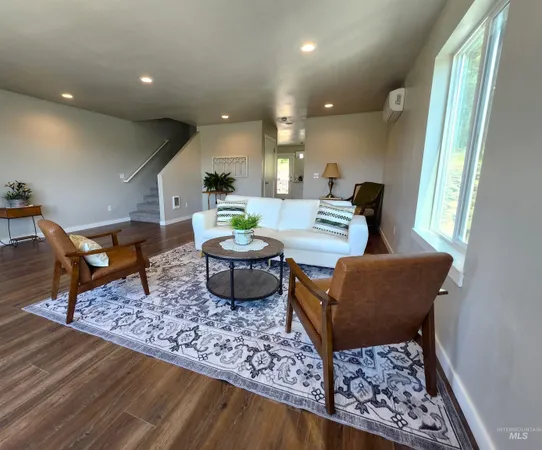 $330,000 | 102 Highline Lane, Potlatch, ID 83855