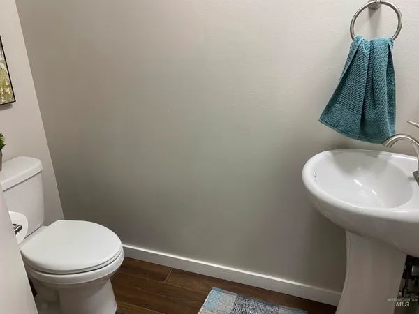 $330,000 | 102 Highline Lane, Potlatch, ID 83855