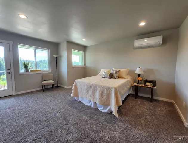 $344,900 | 102 Highline Lane, Potlatch, ID 83855