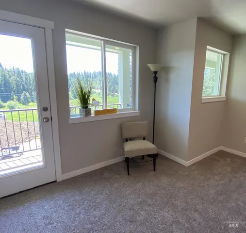 $344,900 | 102 Highline Lane, Potlatch, ID 83855