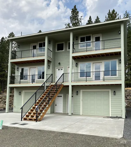 $344,900 | 102 Highline Lane, Potlatch, ID 83855