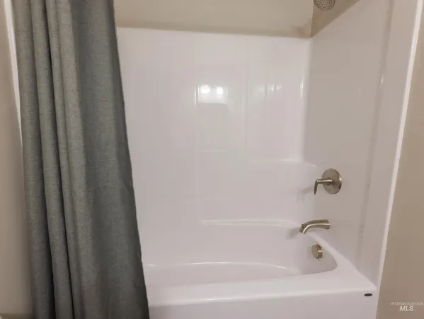 $330,000 | 102 Highline Lane, Potlatch, ID 83855