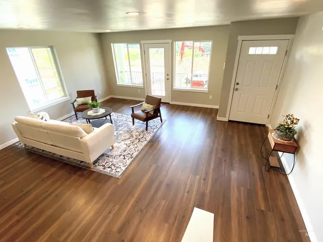 $344,900 | 102 Highline Lane, Potlatch, ID 83855