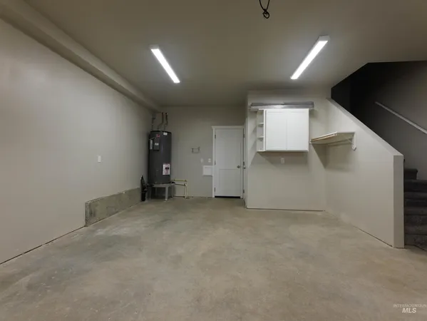 $330,000 | 102 Highline Lane, Potlatch, ID 83855