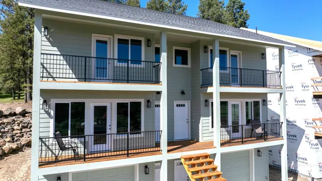 $344,900 | 102 Highline Lane, Potlatch, ID 83855