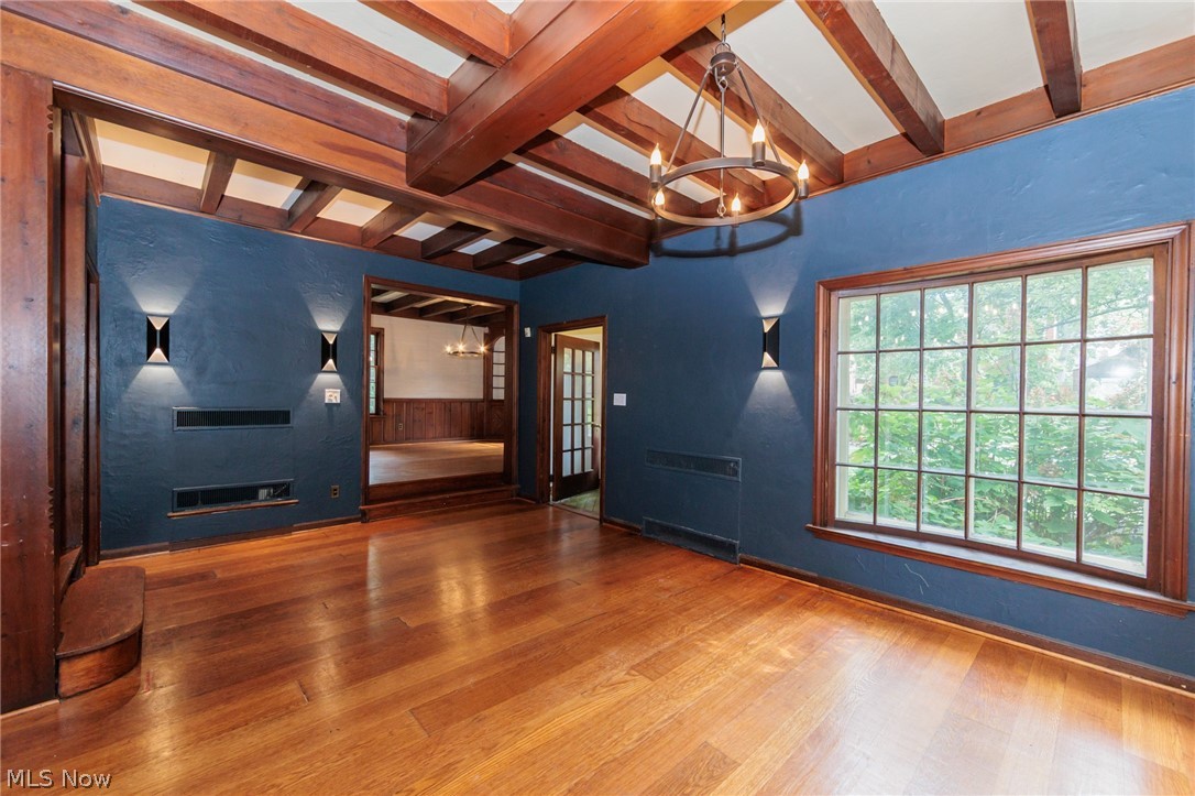 2548 Charney Road University Heights, OH 44118 - Photo 7 of 50 Gallery Image 7