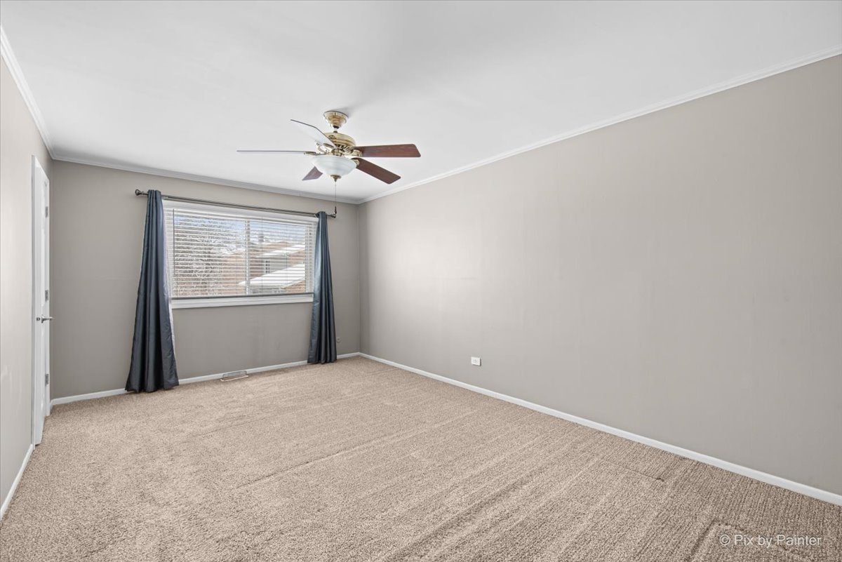 215 Lakeshore Lane Bloomingdale, IL 60108 - Photo 15 of 32