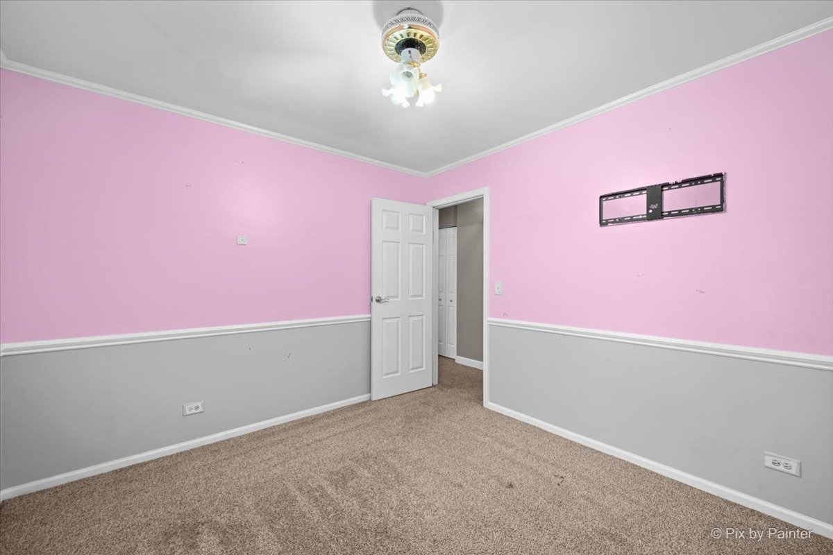 215 Lakeshore Lane Bloomingdale, IL 60108 - Photo 20 of 32