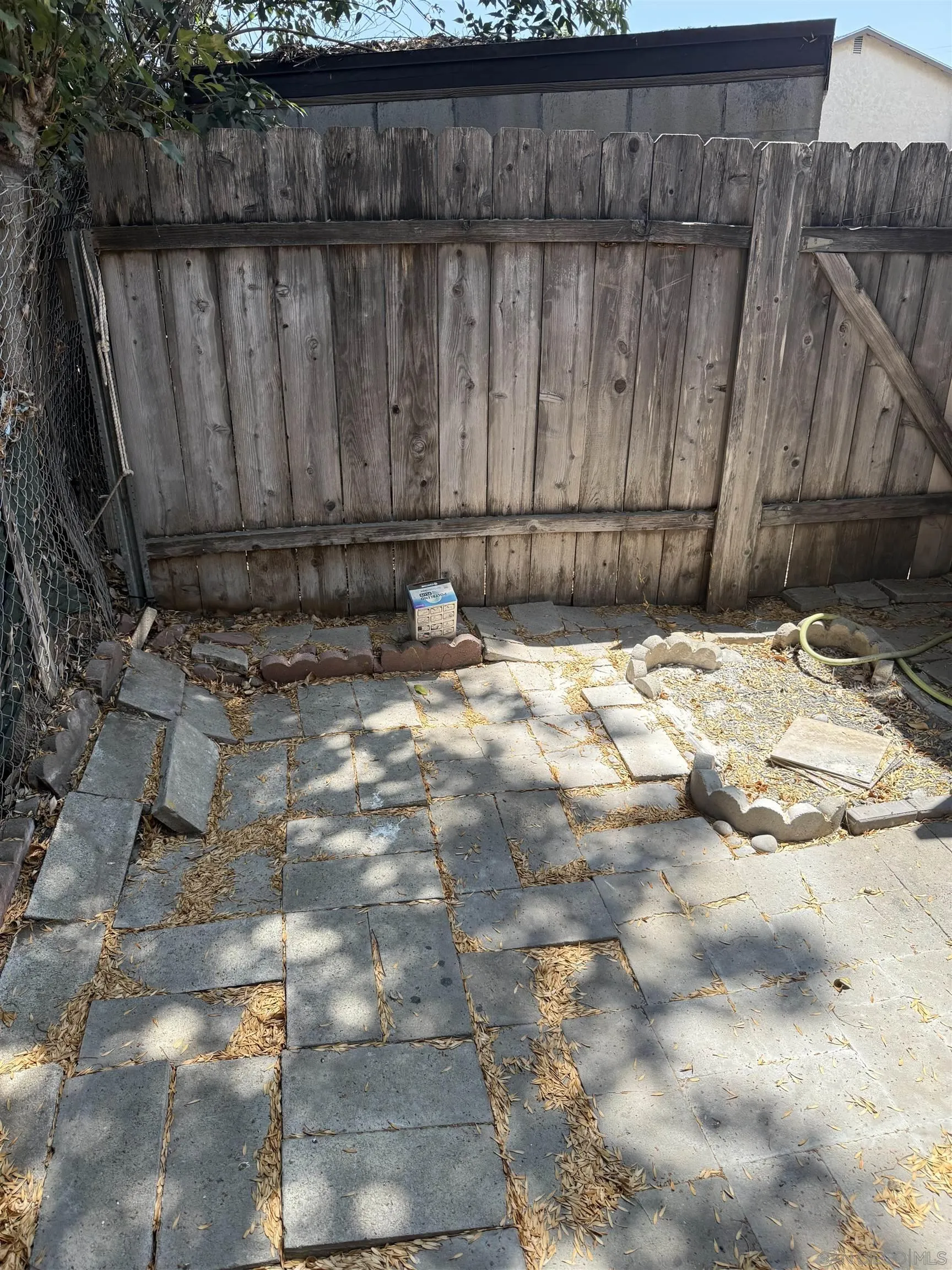 1034 Leland Street, Unit 14 Spring Valley, CA 91977 - Photo 7 of 7 a view of a backyard