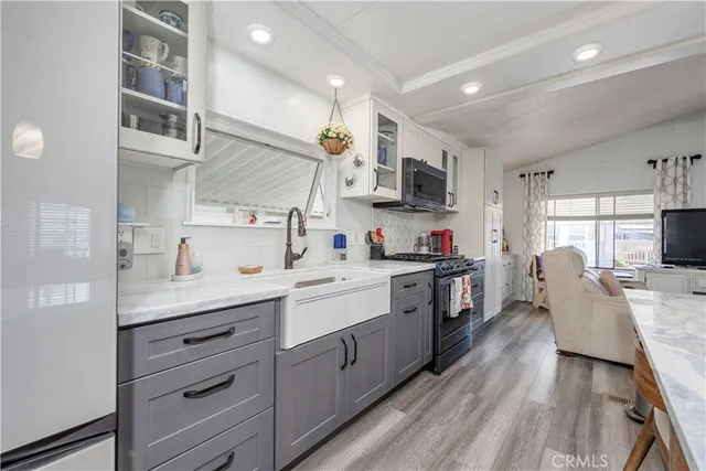 $95,000 | 80 Huntington, Unit 618, Huntington Beach, CA 92648