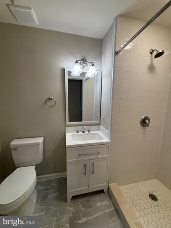 $3,000 | 11330 Westbrook Mill Lane, Unit 304, Fairfax, VA 22030