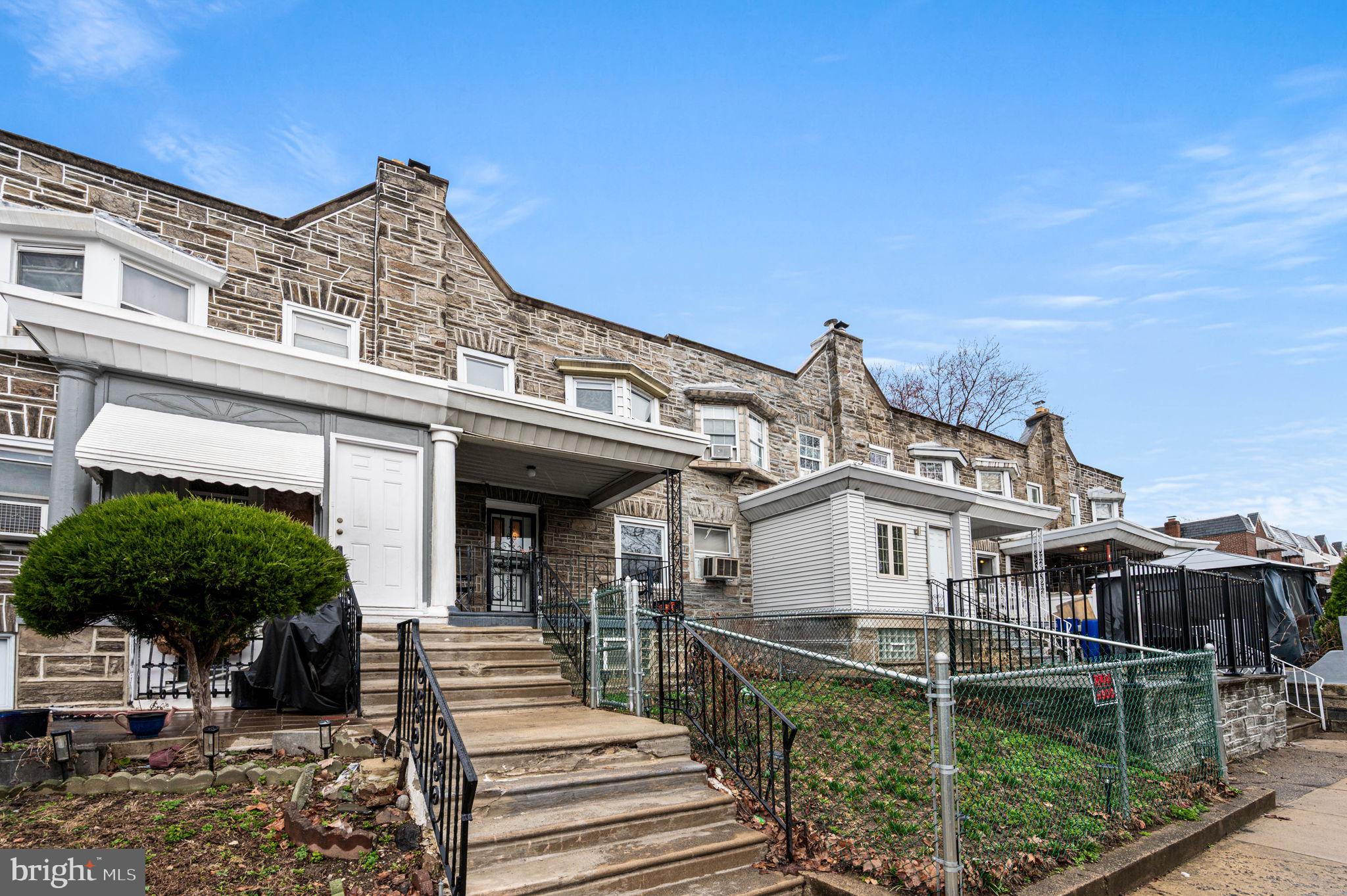 1127 Overington Street Philadelphia, PA 19124 - Photo 2 of 24 Gallery Image 2