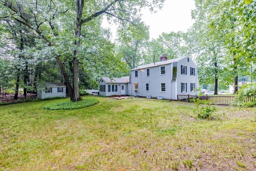 15 Ridgecrest Circle Westfield, MA 01085 - Photo 5 of 35 Gallery Image 5