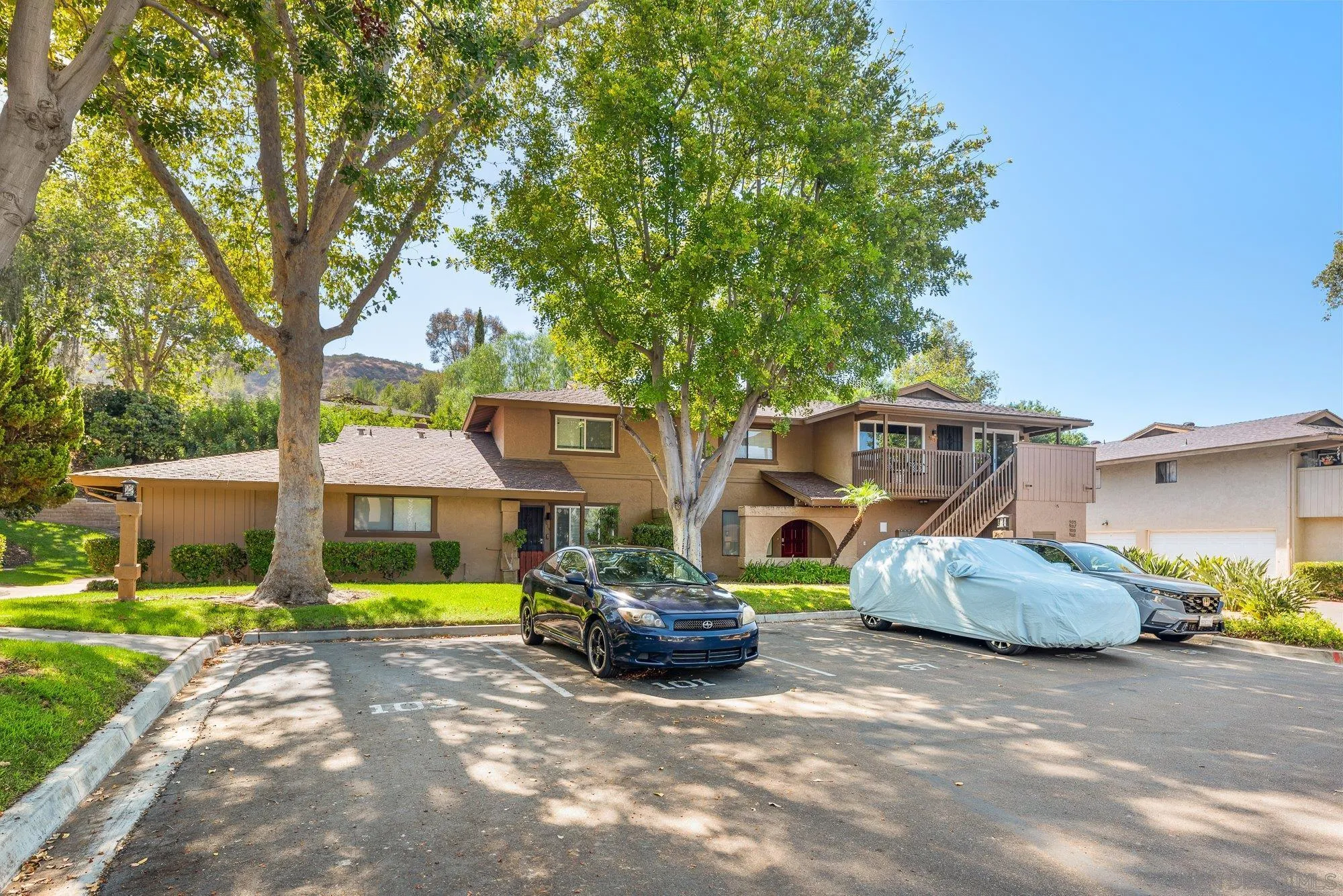 9015 Fanita Rancho Road Santee, CA 92071 - Photo 2 of 29 Gallery Image 2