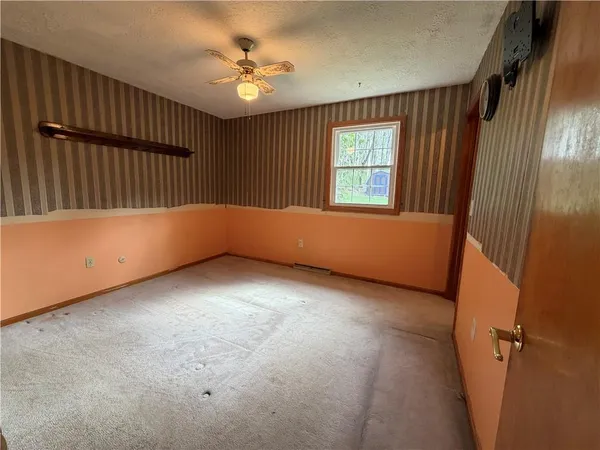 $275,000 | 106 Willadell Road, Transfer, PA 16154