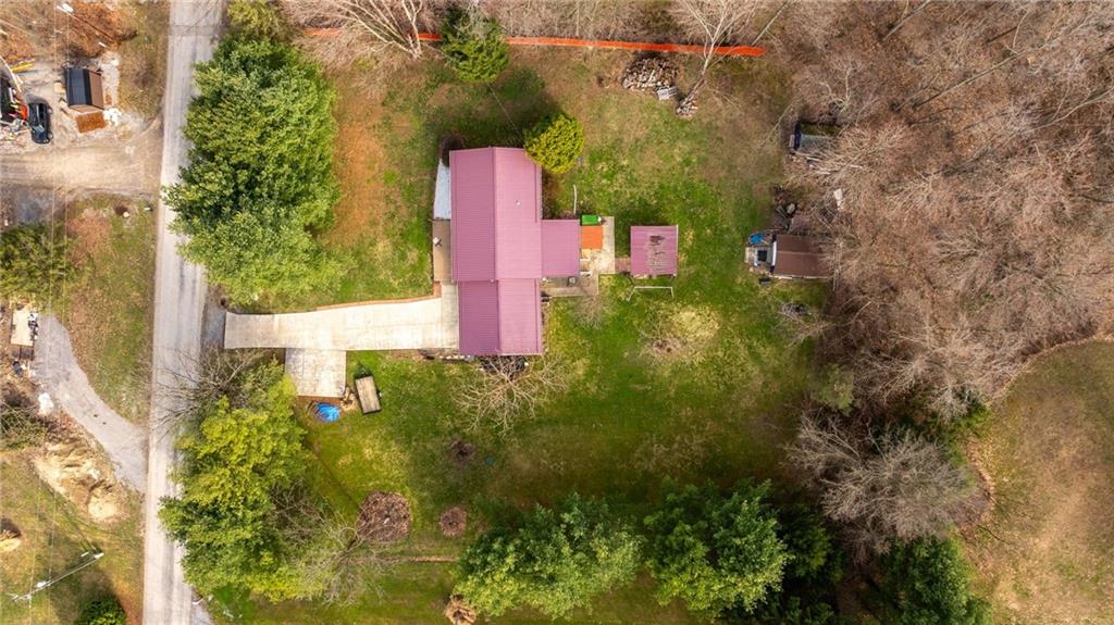 106 Willadell Road Transfer, PA 16154 - Photo 7 of 26