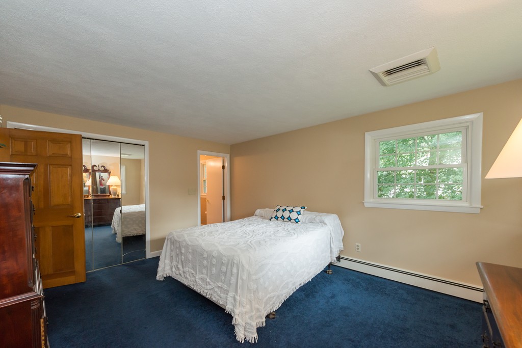 252 Worthen Road East Lexington, MA 02421 - Photo 17 of 22 Gallery Image 17