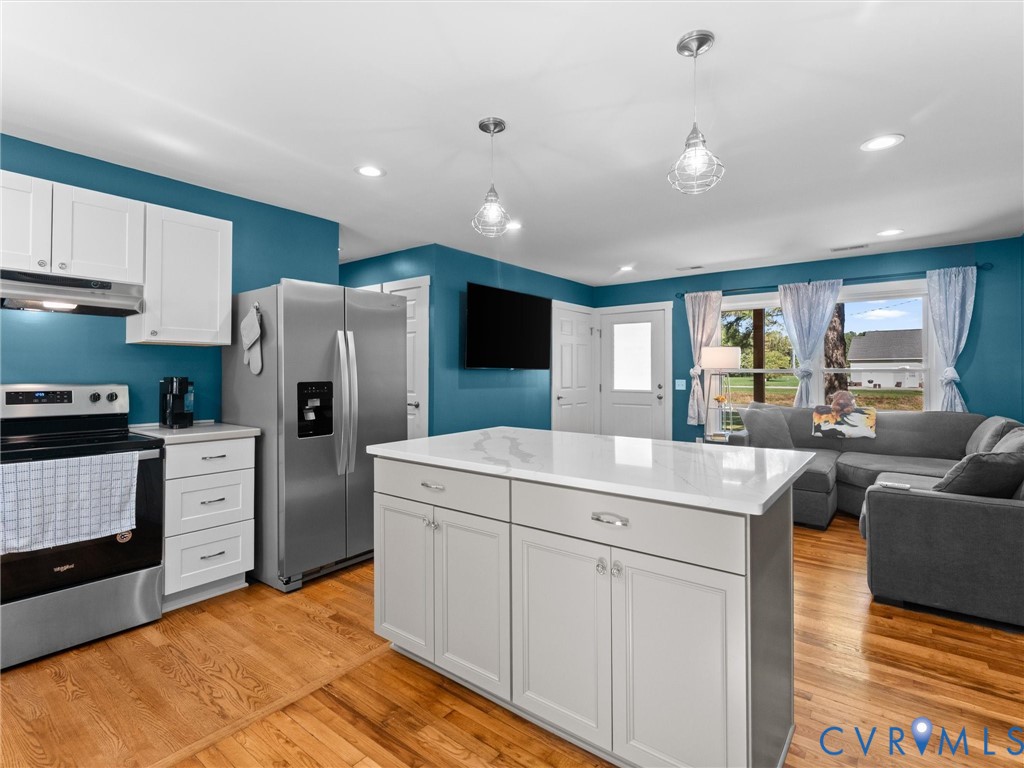 408 Howerton Road Tappahannock, VA 22560 - Photo 19 of 49 Kitchen featuring stainless steel appliances, whit