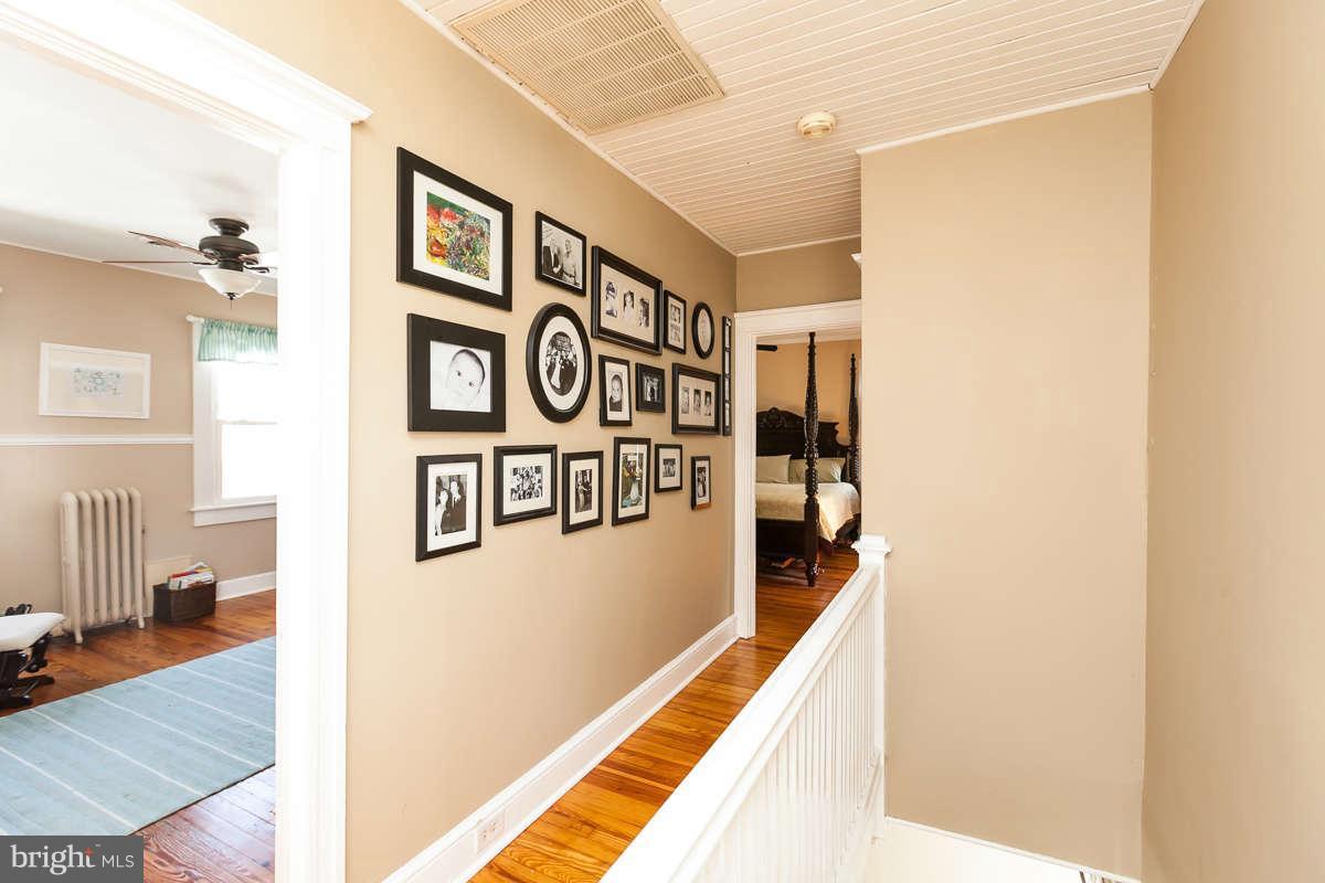 1307 Asbury Road Baltimore, MD 21209 - Photo 13 of 30 Hallway