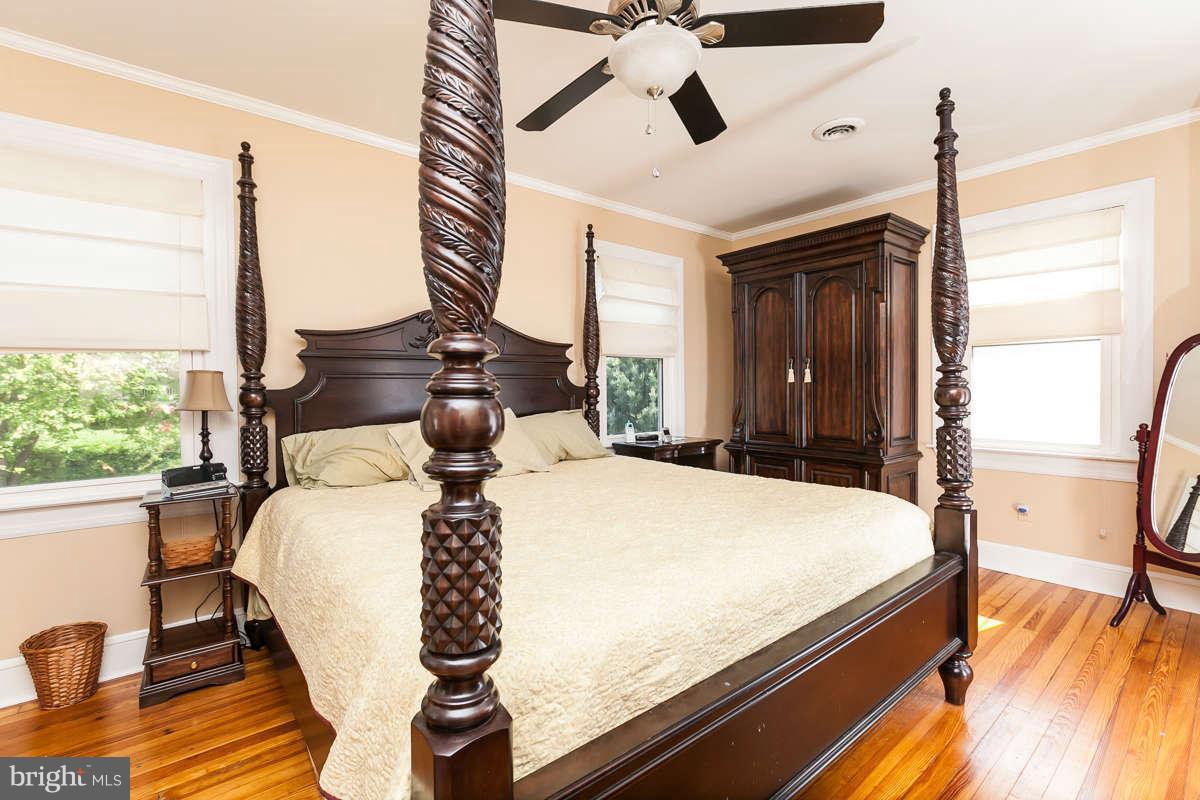 1307 Asbury Road Baltimore, MD 21209 - Photo 14 of 30 Bedroom