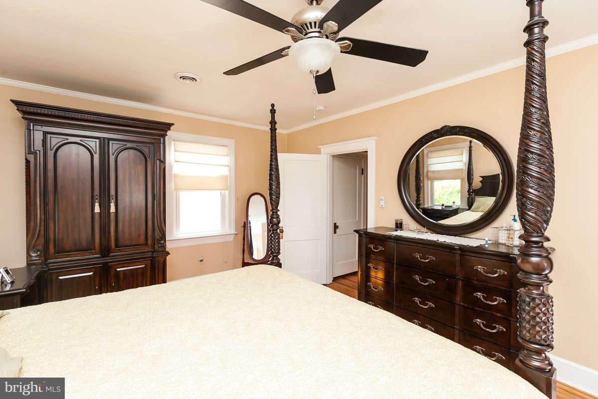 1307 Asbury Road Baltimore, MD 21209 - Photo 16 of 30 Bedroom