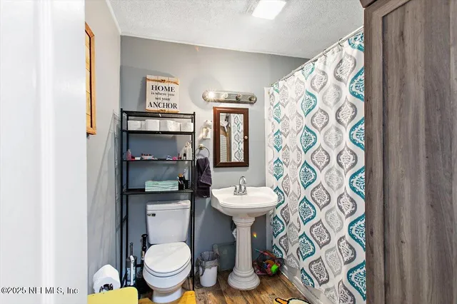 $300,000 | 45077 Clemmons Road, Callahan, FL 32011