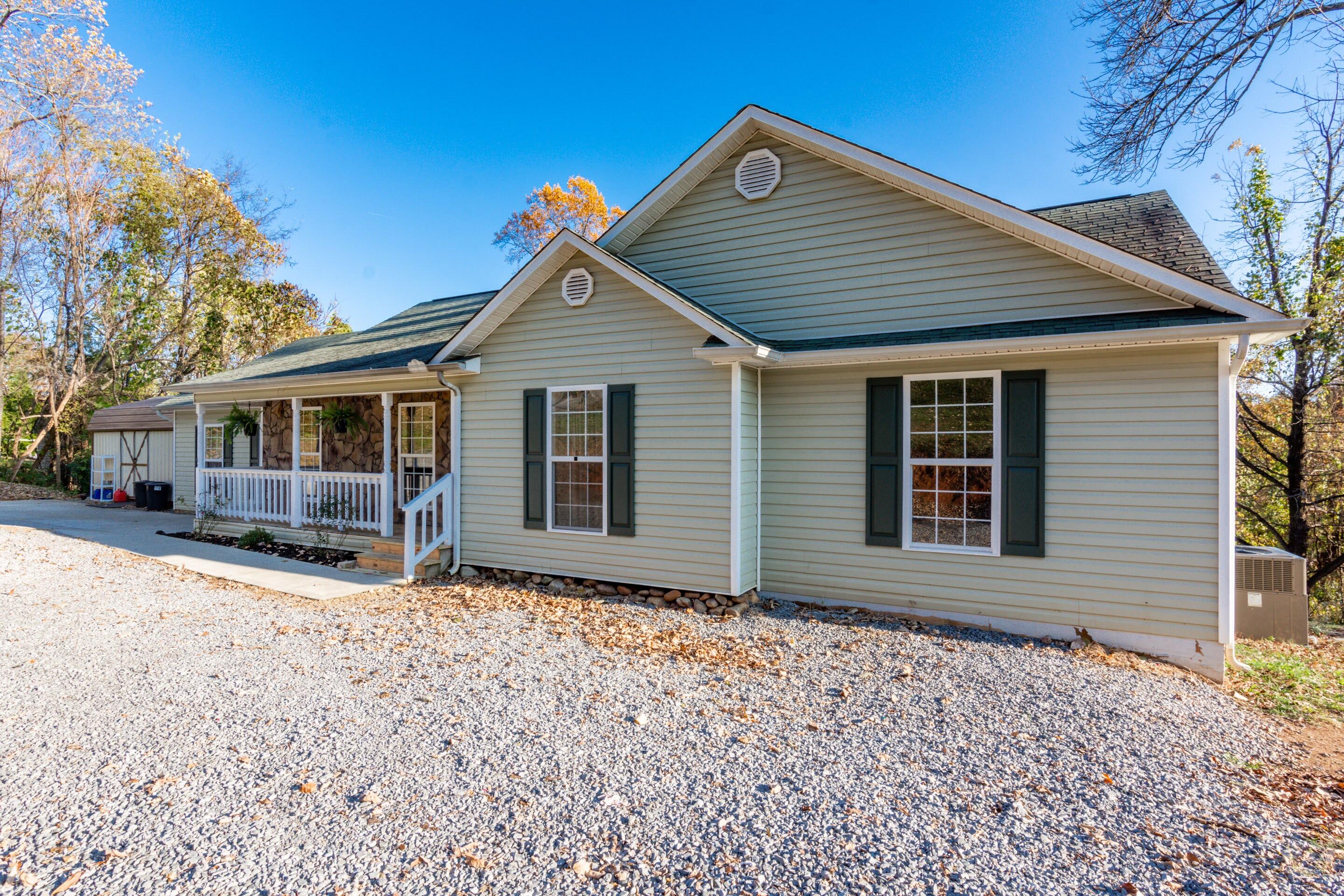 883 Black Oak Estates Road Dayton, TN 37321 - Photo 3 of 36 833 Black Oak Estates Rd-5