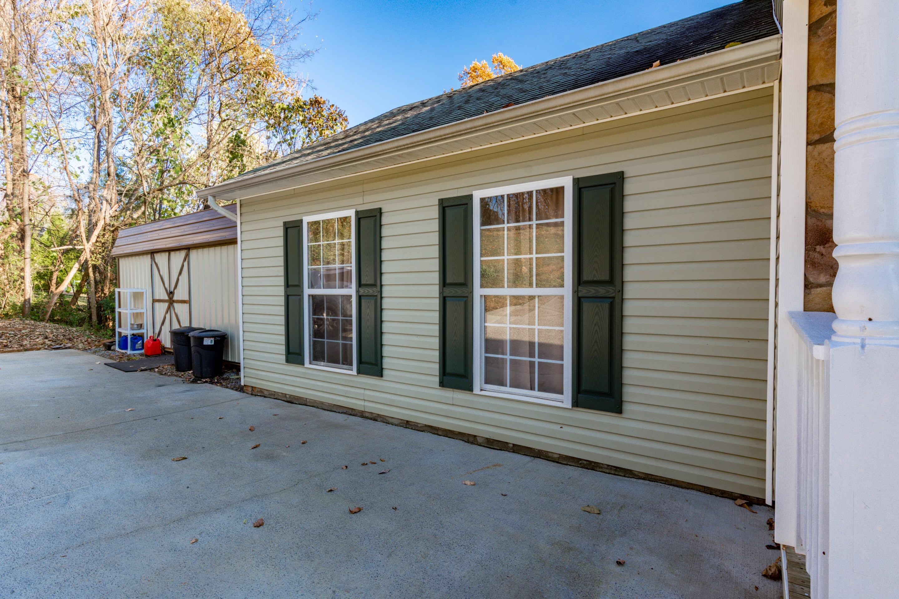 883 Black Oak Estates Road Dayton, TN 37321 - Photo 4 of 36 833 Black Oak Estates Rd-3