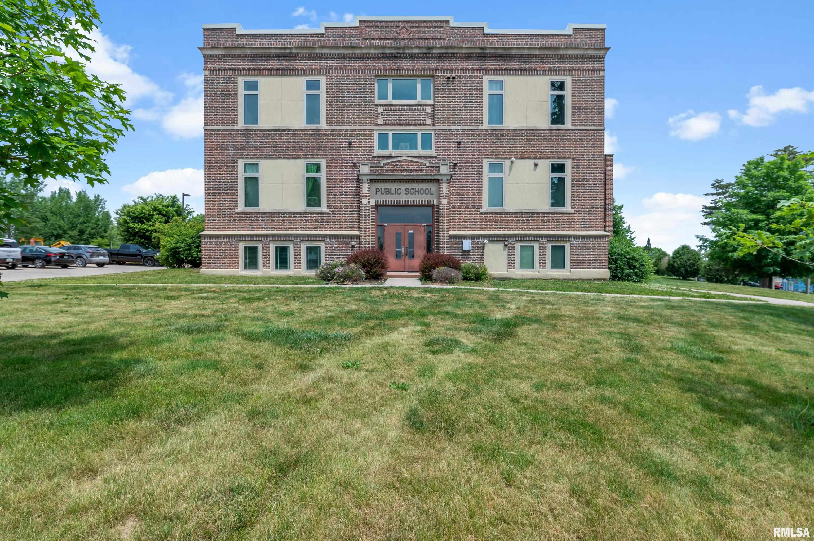 251 Vine Street, Unit 114 Riverside, IA 52327 - Photo 16 of 20