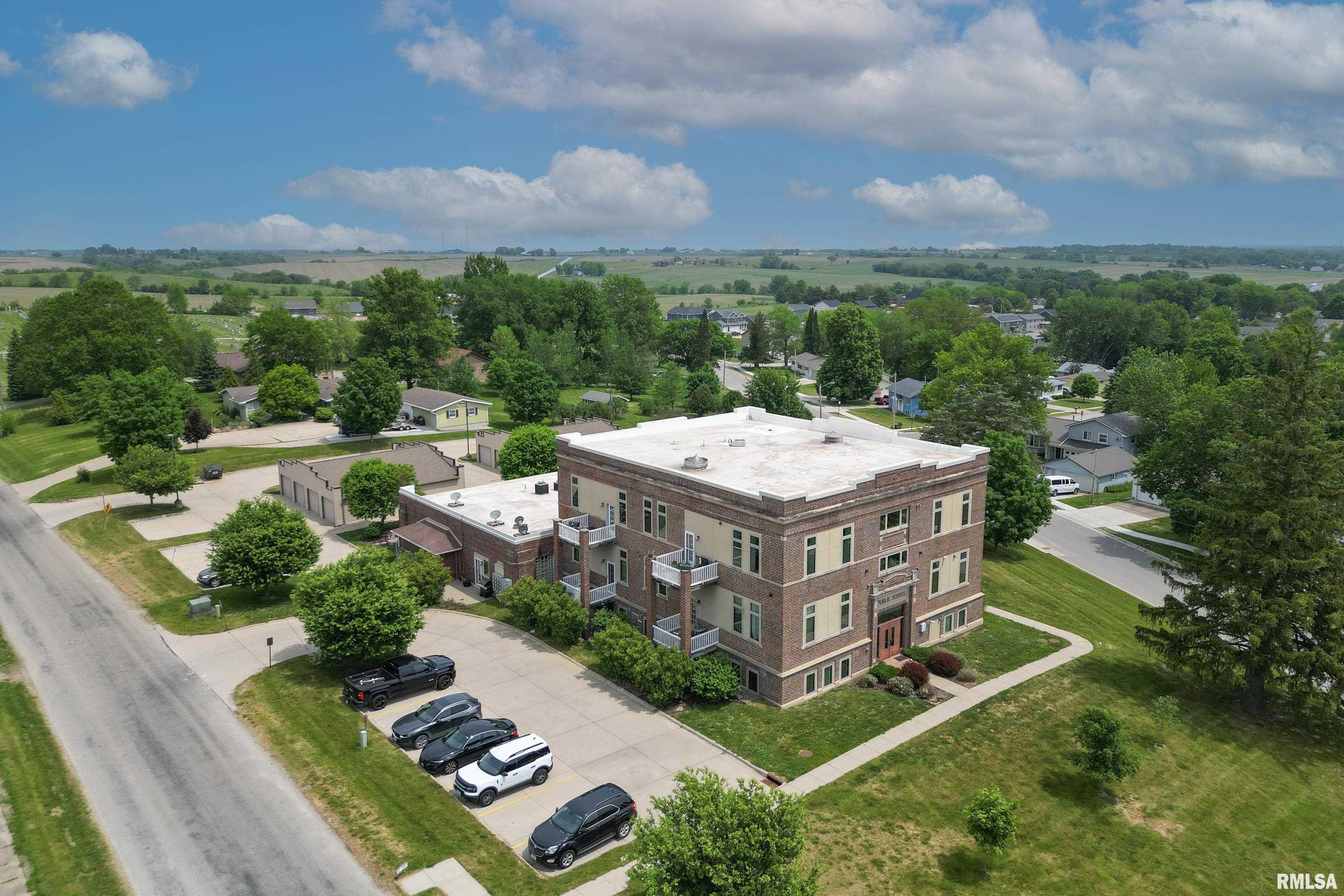 251 Vine Street, Unit 114 Riverside, IA 52327 - Photo 19 of 20