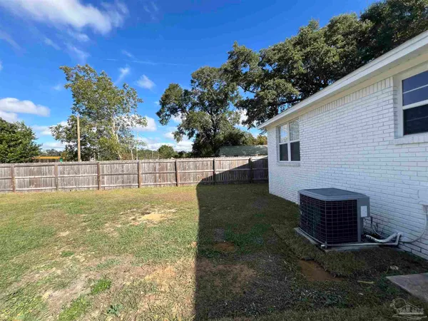 $1,395 | 4551 Teston Drive, Milton, FL 32583