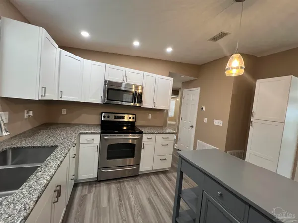 $1,395 | 4551 Teston Drive, Milton, FL 32583